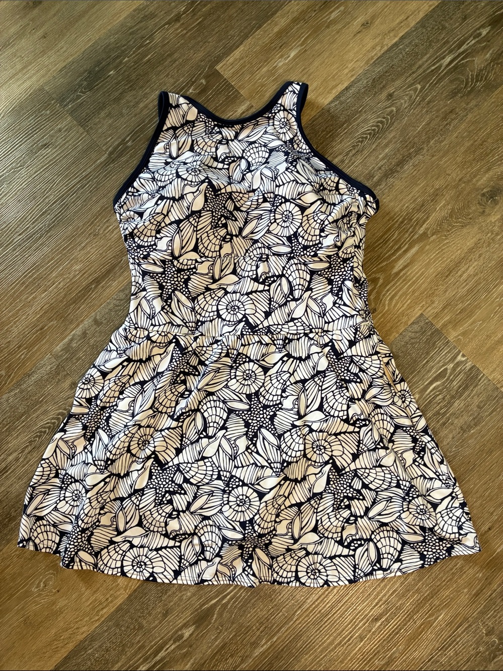 14 Long Lands' End Peach Swim Cover-Up with Navy Binding